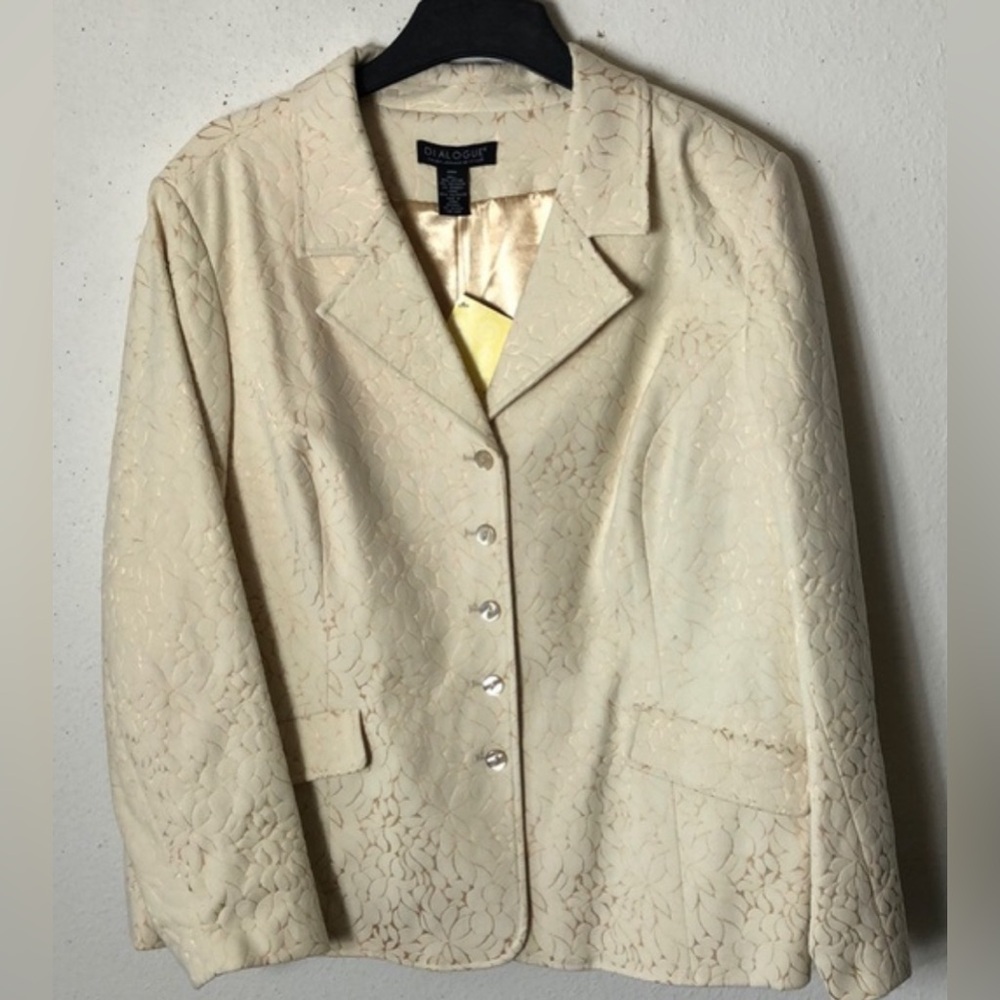 Dialogue Embroidered Jacket brocade Button Front 2 Pockets NWT. 28W